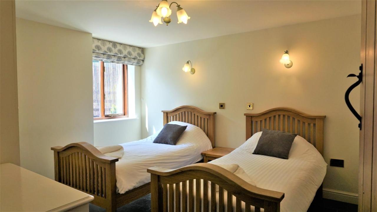Sheep Dip Cottage - 5* Cyfie Farm, With Log Burner And Private Hot Tub Llanfyllin Exterior foto